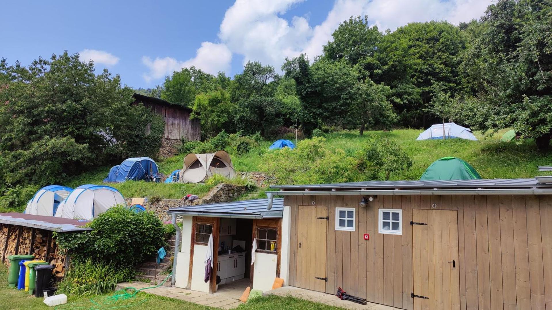 Stanovanie Pod Starym Zamkom - Camping Банска-Штьявница Экстерьер фото